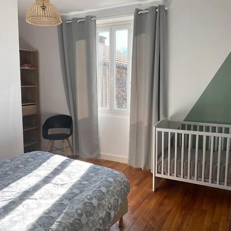 Gite De Tom Et Mag Classe 3 * Clevacances Villa Pontgibaud Kültér fotó
