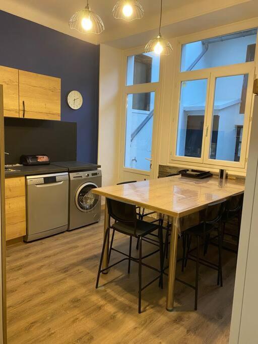 Gite De Tom Et Mag Classe 3 * Clevacances Villa Pontgibaud Kültér fotó
