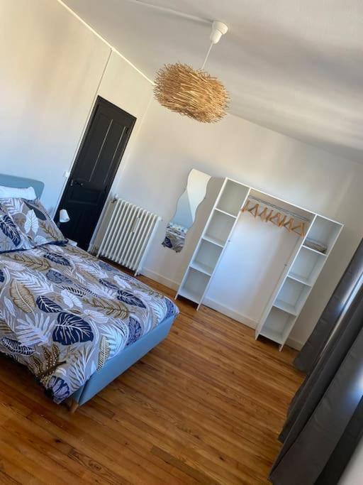 Gite De Tom Et Mag Classe 3 * Clevacances Villa Pontgibaud Kültér fotó