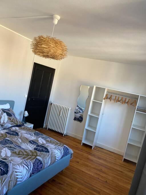 Gite De Tom Et Mag Classe 3 * Clevacances Villa Pontgibaud Kültér fotó