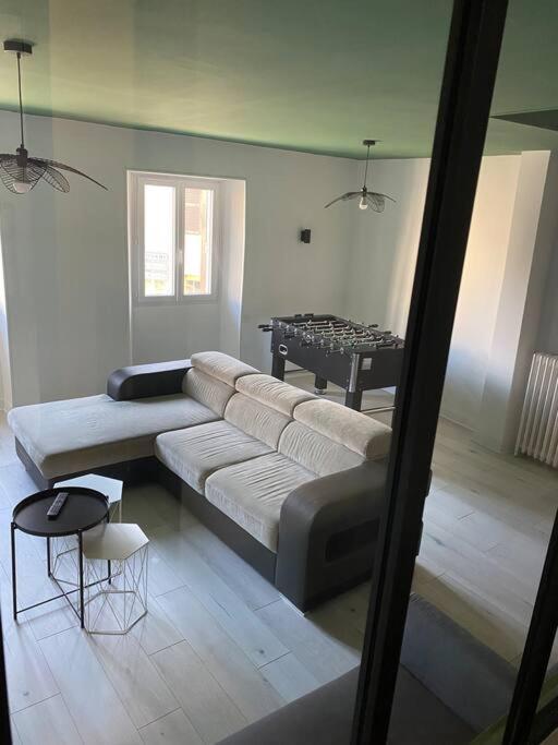 Gite De Tom Et Mag Classe 3 * Clevacances Villa Pontgibaud Kültér fotó